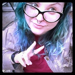 Meet your Posher, Kelli